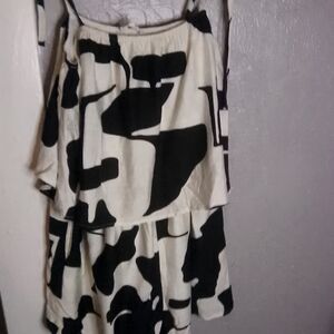 Entro Black and White Abstract Romper